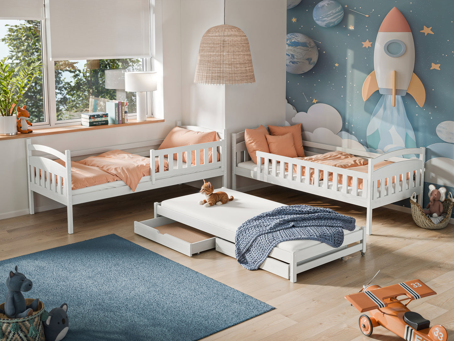 Hochbett 90x200 mit Ausziehbett und drei Matratzen (optional) Etagenbett mit Ausziehfunktion, zwei Schubladen, Lattenrost, Rausfallschutz, umbaubar in drei Einzelbetten, Vollholz massiv in weiss