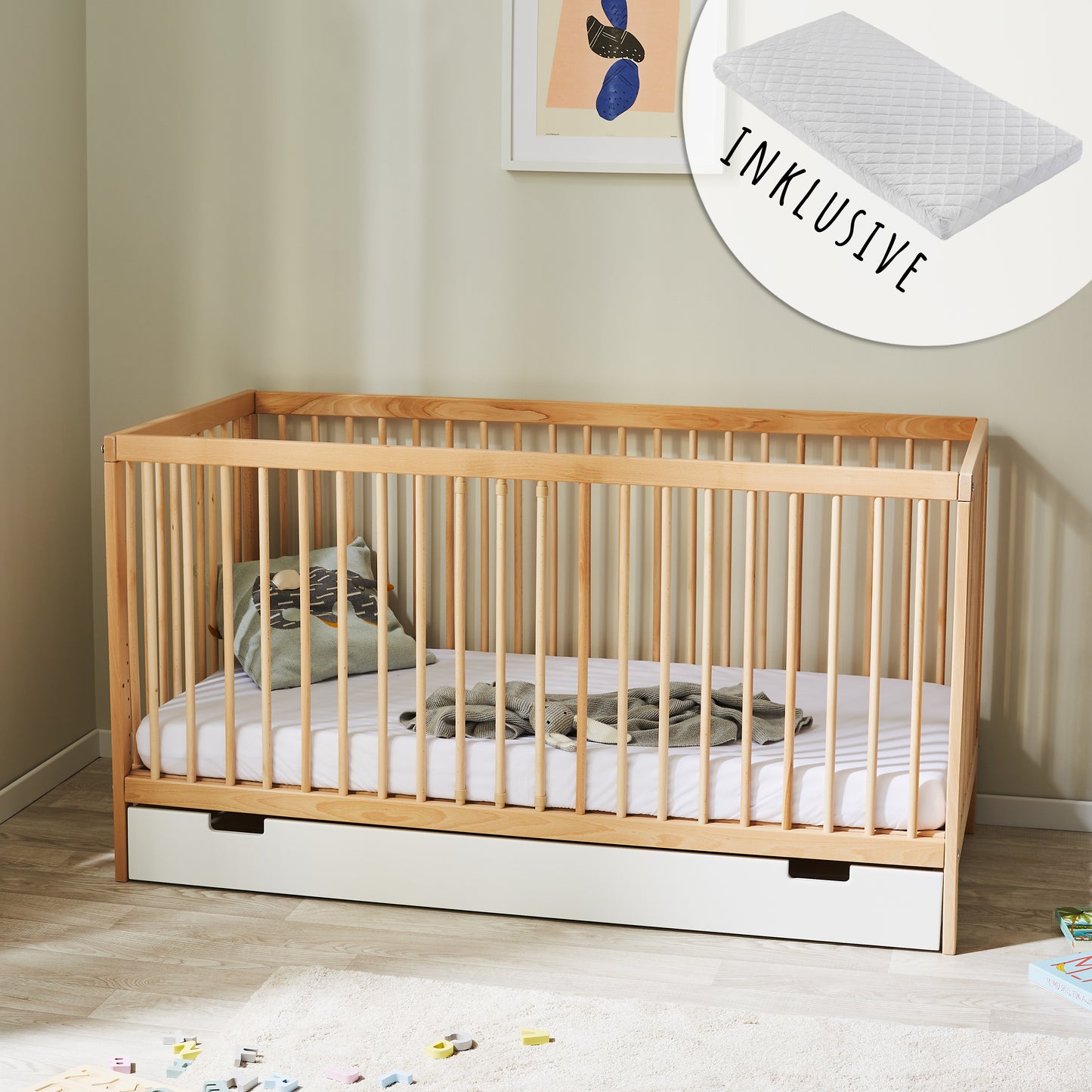 Lit bébé lit bébé 60x120 | Barreaux de 70 x 140 cm réglables en hauteur et amovibles, en option avec tiroir et matelas | Bois de hêtre blanc ou naturel très stable Fabriqué en Europe