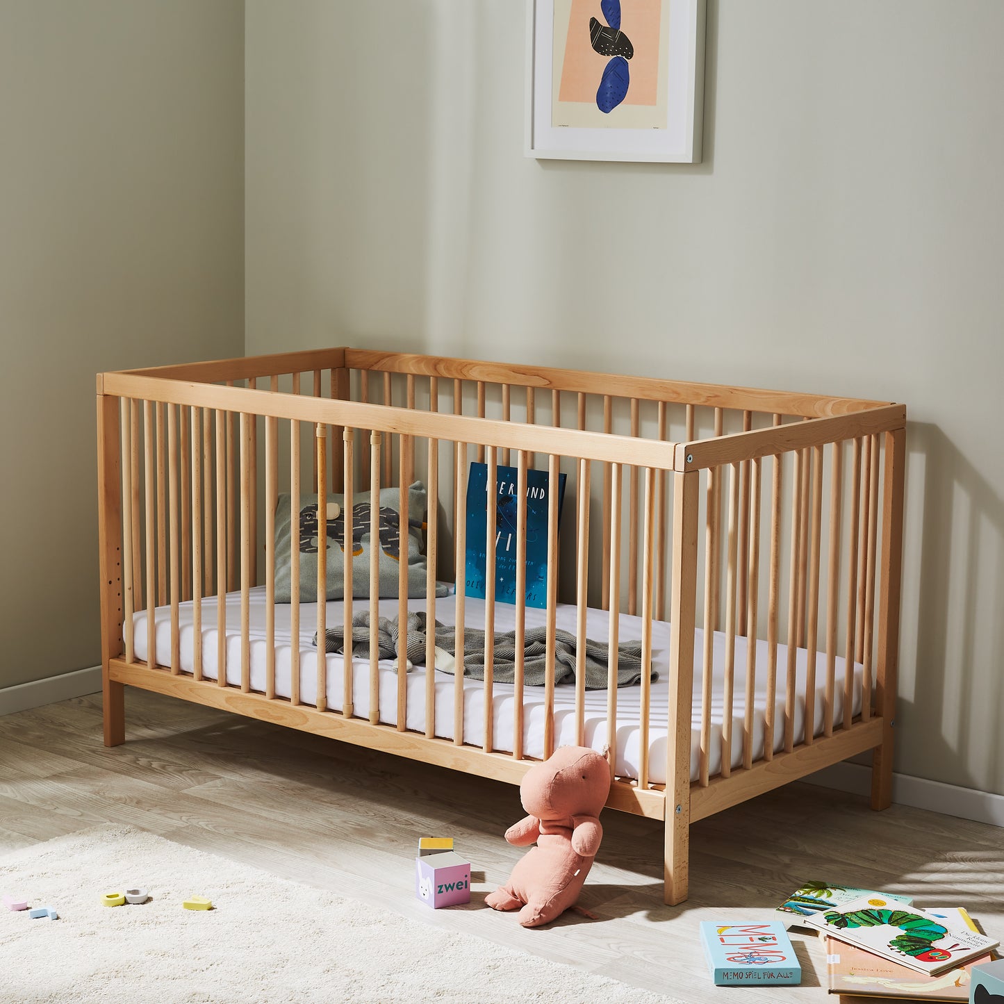 Lit bébé lit bébé 60x120 | Barreaux de 70 x 140 cm réglables en hauteur et amovibles, en option avec tiroir et matelas | Bois de hêtre blanc ou naturel très stable Fabriqué en Europe