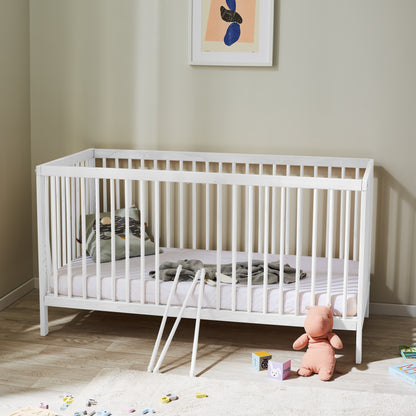 Lit bébé lit bébé 60x120 | Barreaux de 70 x 140 cm réglables en hauteur et amovibles, en option avec tiroir et matelas | Bois de hêtre blanc ou naturel très stable Fabriqué en Europe