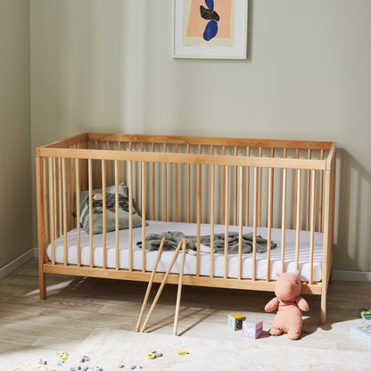 Lit bébé lit bébé 60x120 | Barreaux de 70 x 140 cm réglables en hauteur et amovibles, en option avec tiroir et matelas | Bois de hêtre blanc ou naturel très stable Fabriqué en Europe