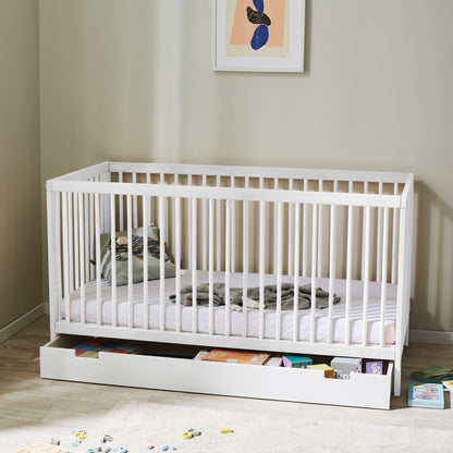 Lit bébé lit bébé 60x120 | Barreaux de 70 x 140 cm réglables en hauteur et amovibles, en option avec tiroir et matelas | Bois de hêtre blanc ou naturel très stable Fabriqué en Europe