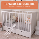 Kids Collective Babybett Kinderbett Beistellbett mit HDF-Platte & Halbschiene | Modulares Gitterbett Lattenrost 3-fach höhenverstellbar & abnehmbare Sprossen | Baby Bett Holz Kinderzimmer | 60x120 & 70x140 cm