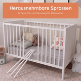 Kids Collective Babybett Kinderbett Beistellbett mit HDF-Platte & Halbschiene | Modulares Gitterbett Lattenrost 3-fach höhenverstellbar & abnehmbare Sprossen | Baby Bett Holz Kinderzimmer | 60x120 & 70x140 cm