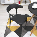 Chaise de salle à manger, chaise de cuisine, chaise de bureau, matériau du siège en polypropylène durable, adapté au salon, au bureau, à la cuisine et à la salle à manger, charge de siège de 120 kg, siège noir confortable, pieds noirs