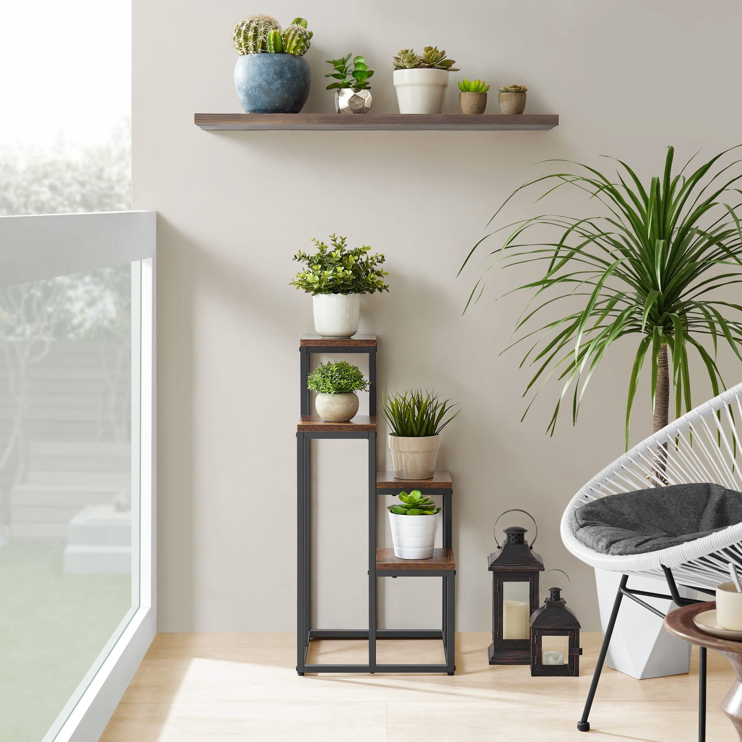 Support pour pots de fleurs à 4 et 6 niveaux - Idéal pour le salon, la chambre, le couloir ou le bureau - Support pour plantes de style loft avec cadre en acier pour plus de stabilité - polyvalent et fonctionnel