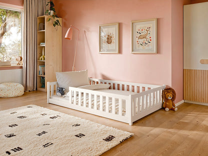 Lit enfant lit au sol 90x200 | 120x200 | Lit 140x200cm avec protection contre les chutes et sommier à lattes Lit Montessori Lit d'enfant Lit d'adolescent Lit simple en option avec matelas bois de pin blanc ou naturel massif garçon fille