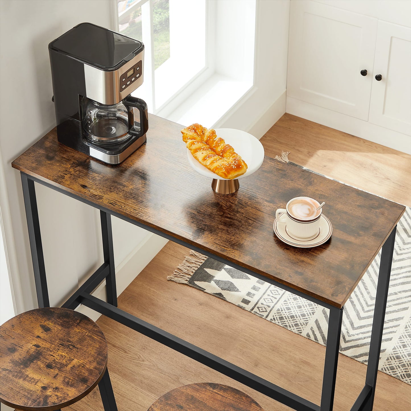 Bartisch-Set, Bartisch mit 2 Hockern, Stehtisch mit Barhockern | Modernes 3-teiliges Set, platzsparend, bis 100 kg belastbar mit Fußstützen | 100×40×90 / Ø 32×H 65 cm