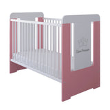 Babybett Gitterbett mit Teddybär, Prinzessin ode Prinz Gravur 60x120 mit Matratze (optional) höhenverstellbar | herausnehmbare Sprossen weiss Made in Europe