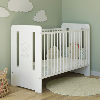 Lit bébé avec gravure ours en peluche, princesse ou prince 60x120 avec matelas (en option) réglable en hauteur | Barreaux amovibles blancs Fabriqué en Europe